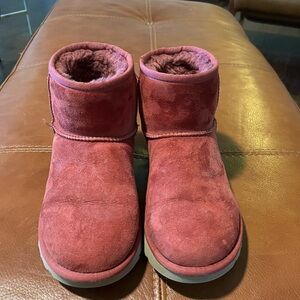 Ugg boots red size 7